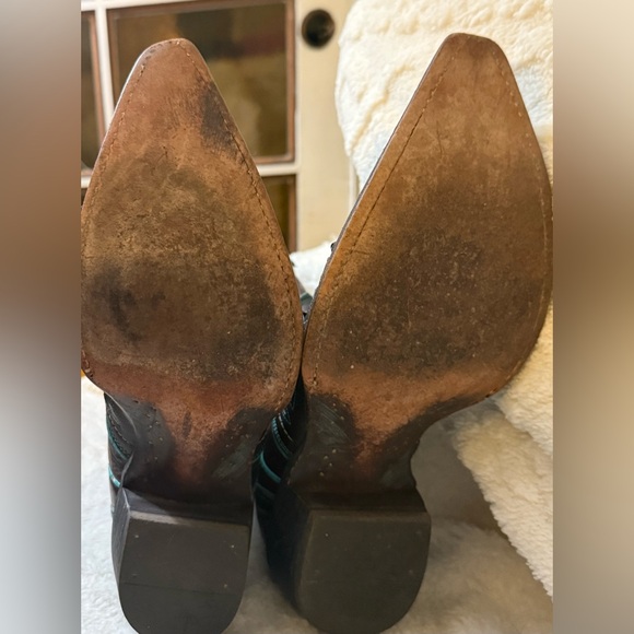 ***SOLD***Ariat Women’s Western Boots 9B Brown Turquoise Cutout Leather Cowboy - Picture 8 of 15